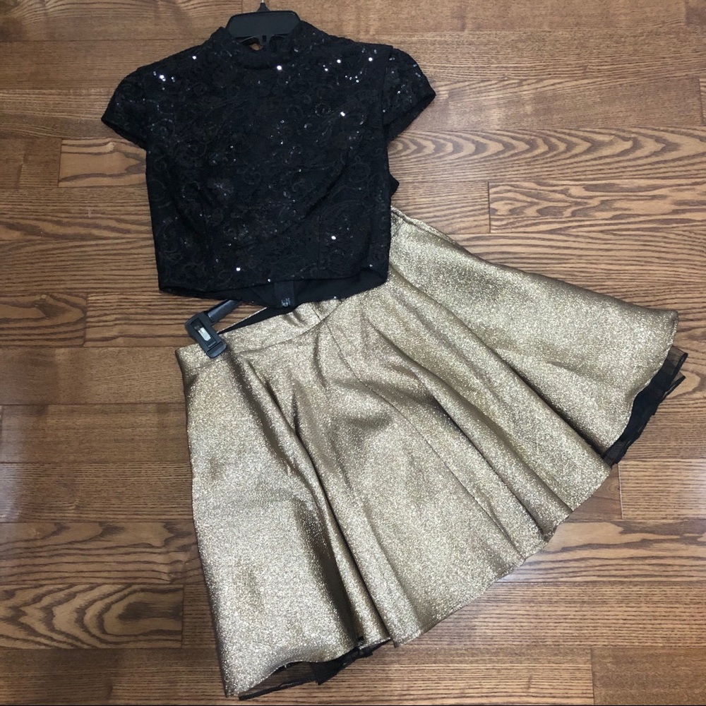 Black and Gold Sequins 2-piece Homecoming Dress